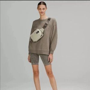 ❗️ISO❗️ Lululemon Clean Lines Belt Bag in Raw Linen